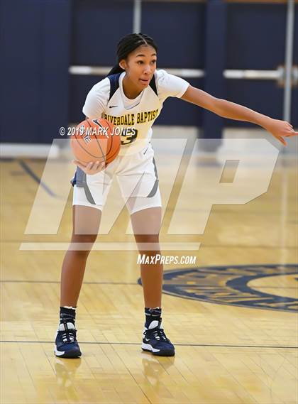 Thumbnail 2 in Riverdale Baptist vs. Millennium (Nike Tournament of Champions)  photogallery.