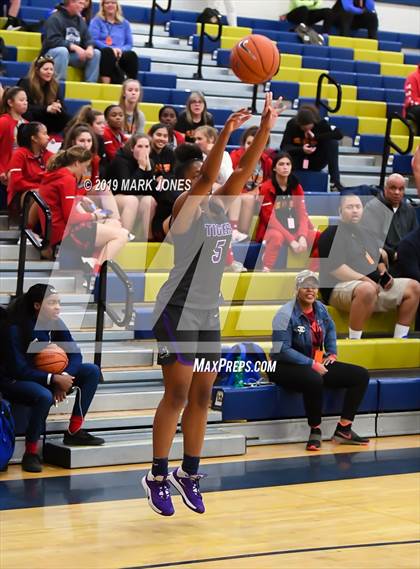 Thumbnail 1 in Riverdale Baptist vs. Millennium (Nike Tournament of Champions)  photogallery.