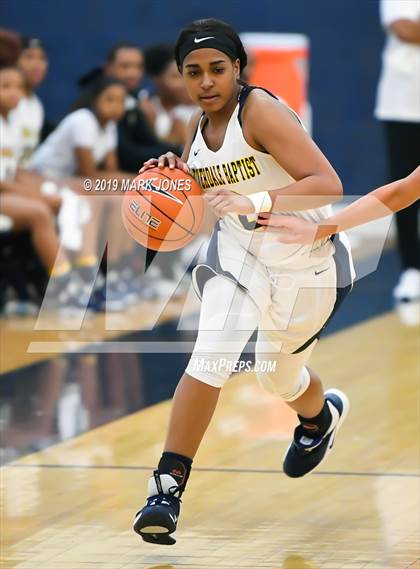 Thumbnail 3 in Riverdale Baptist vs. Millennium (Nike Tournament of Champions)  photogallery.