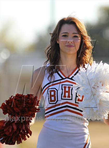 Thumbnail 3 in Bowie vs. DeSoto (UIL 5A Division 1 Regional Playoff) photogallery.