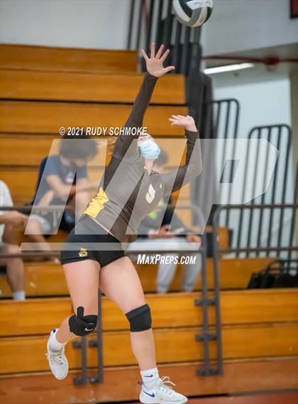 Thumbnail 3 in El Camino vs. Grossmont (Scripps Ranch Tournamen) photogallery.
