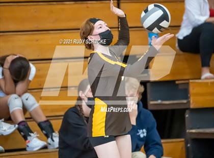 Thumbnail 2 in El Camino vs. Grossmont (Scripps Ranch Tournamen) photogallery.