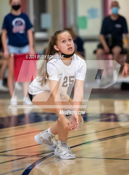 Thumbnail 2 in El Camino vs. Grossmont (Scripps Ranch Tournamen) photogallery.