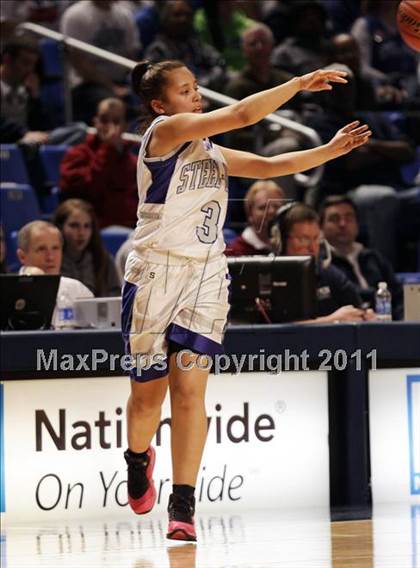 Thumbnail 3 in Steelton-Highspire vs. Bishop Guilfoyle (PIAA Class A Championship) photogallery.