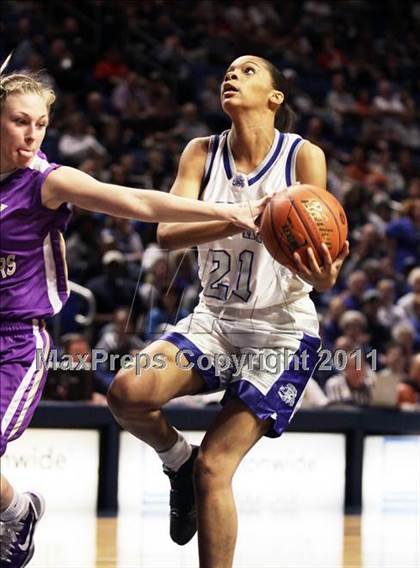 Thumbnail 3 in Steelton-Highspire vs. Bishop Guilfoyle (PIAA Class A Championship) photogallery.