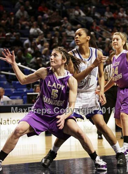 Thumbnail 1 in Steelton-Highspire vs. Bishop Guilfoyle (PIAA Class A Championship) photogallery.