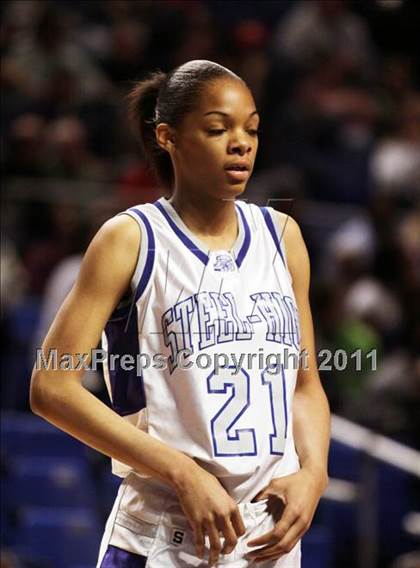 Thumbnail 1 in Steelton-Highspire vs. Bishop Guilfoyle (PIAA Class A Championship) photogallery.