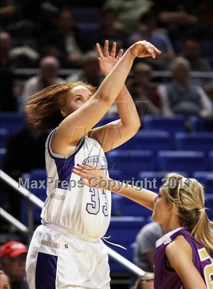 Thumbnail 3 in Steelton-Highspire vs. Bishop Guilfoyle (PIAA Class A Championship) photogallery.