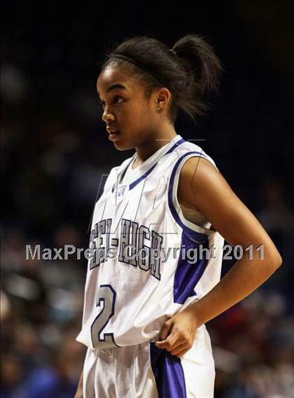 Thumbnail 2 in Steelton-Highspire vs. Bishop Guilfoyle (PIAA Class A Championship) photogallery.