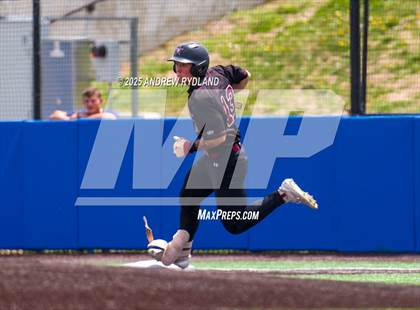 Thumbnail 3 in Palisade vs. Windsor (CHSAA 4A Round 1) photogallery.