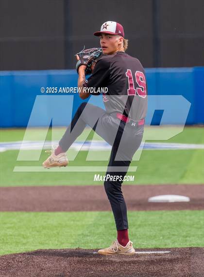 Thumbnail 3 in Palisade vs. Windsor (CHSAA 4A Round 1) photogallery.