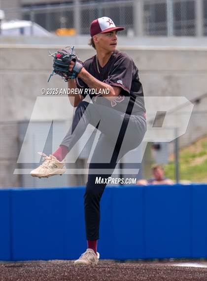 Thumbnail 2 in Palisade vs. Windsor (CHSAA 4A Round 1) photogallery.