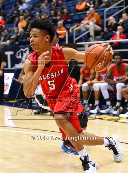 Thumbnail 2 in Salesian College Preparatory vs. Sacred Heart Cathedral Preparatory (MaxPreps MLK Classic) photogallery.