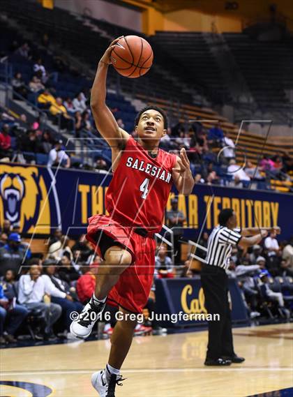 Thumbnail 2 in Salesian College Preparatory vs. Sacred Heart Cathedral Preparatory (MaxPreps MLK Classic) photogallery.