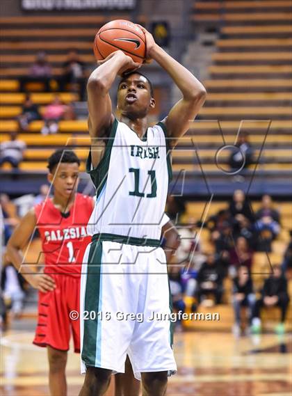 Thumbnail 2 in Salesian College Preparatory vs. Sacred Heart Cathedral Preparatory (MaxPreps MLK Classic) photogallery.