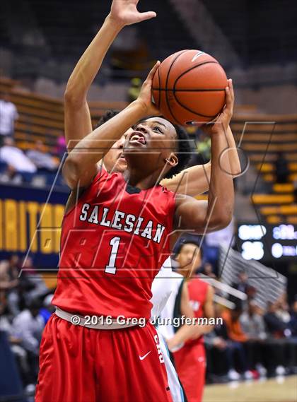 Thumbnail 1 in Salesian College Preparatory vs. Sacred Heart Cathedral Preparatory (MaxPreps MLK Classic) photogallery.