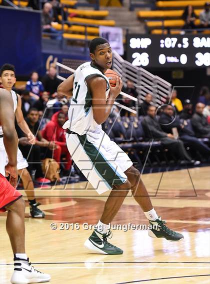 Thumbnail 1 in Salesian College Preparatory vs. Sacred Heart Cathedral Preparatory (MaxPreps MLK Classic) photogallery.