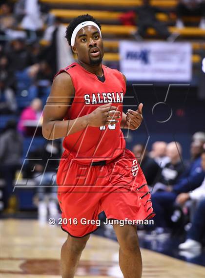 Thumbnail 1 in Salesian College Preparatory vs. Sacred Heart Cathedral Preparatory (MaxPreps MLK Classic) photogallery.