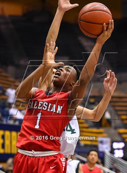 Thumbnail 2 in Salesian College Preparatory vs. Sacred Heart Cathedral Preparatory (MaxPreps MLK Classic) photogallery.