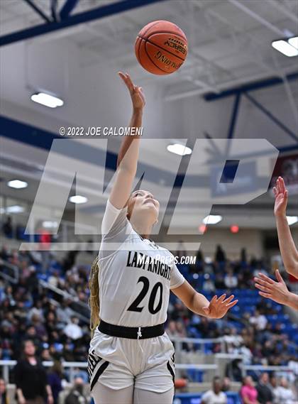 Thumbnail 2 in Steele vs Brennan (UIL 6A Region 4 Regional Semifinal) photogallery.