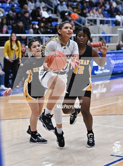 Thumbnail 1 in Steele vs Brennan (UIL 6A Region 4 Regional Semifinal) photogallery.