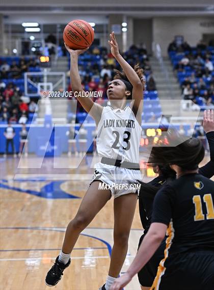Thumbnail 1 in Steele vs Brennan (UIL 6A Region 4 Regional Semifinal) photogallery.