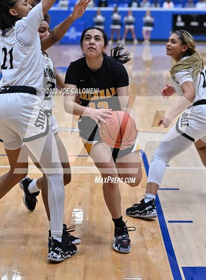 Thumbnail 3 in Steele vs Brennan (UIL 6A Region 4 Regional Semifinal) photogallery.