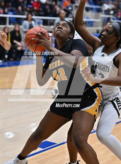 Thumbnail 3 in Steele vs Brennan (UIL 6A Region 4 Regional Semifinal) photogallery.