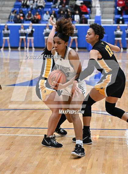 Thumbnail 3 in Steele vs Brennan (UIL 6A Region 4 Regional Semifinal) photogallery.