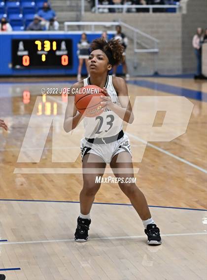Thumbnail 1 in Steele vs Brennan (UIL 6A Region 4 Regional Semifinal) photogallery.