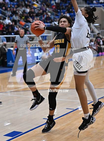 Thumbnail 1 in Steele vs Brennan (UIL 6A Region 4 Regional Semifinal) photogallery.