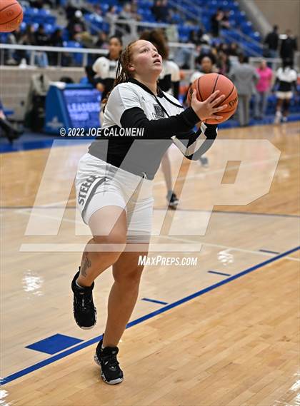 Thumbnail 1 in Steele vs Brennan (UIL 6A Region 4 Regional Semifinal) photogallery.