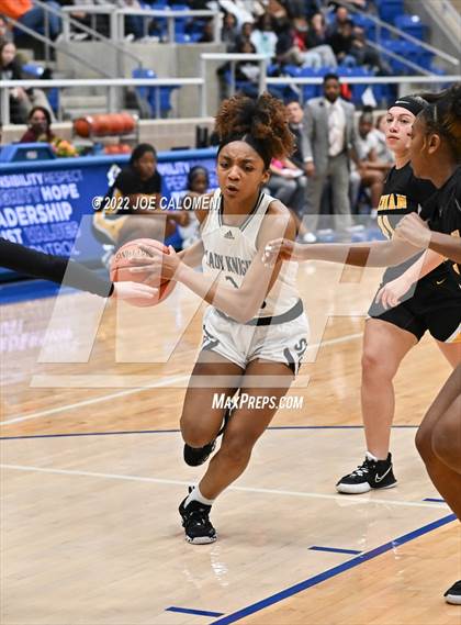 Thumbnail 1 in Steele vs Brennan (UIL 6A Region 4 Regional Semifinal) photogallery.