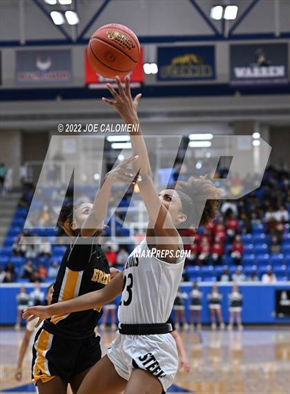 Thumbnail 1 in Steele vs Brennan (UIL 6A Region 4 Regional Semifinal) photogallery.