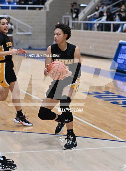 Thumbnail 1 in Steele vs Brennan (UIL 6A Region 4 Regional Semifinal) photogallery.
