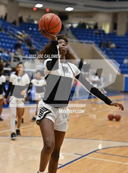 Thumbnail 2 in Steele vs Brennan (UIL 6A Region 4 Regional Semifinal) photogallery.