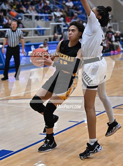 Thumbnail 2 in Steele vs Brennan (UIL 6A Region 4 Regional Semifinal) photogallery.
