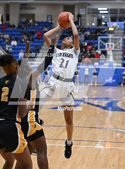 Thumbnail 3 in Steele vs Brennan (UIL 6A Region 4 Regional Semifinal) photogallery.