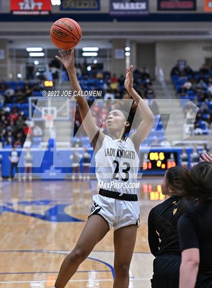 Thumbnail 2 in Steele vs Brennan (UIL 6A Region 4 Regional Semifinal) photogallery.