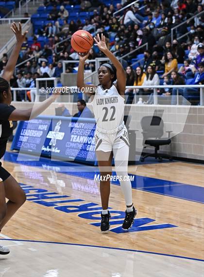 Thumbnail 2 in Steele vs Brennan (UIL 6A Region 4 Regional Semifinal) photogallery.