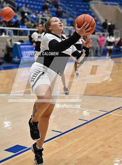 Thumbnail 2 in Steele vs Brennan (UIL 6A Region 4 Regional Semifinal) photogallery.
