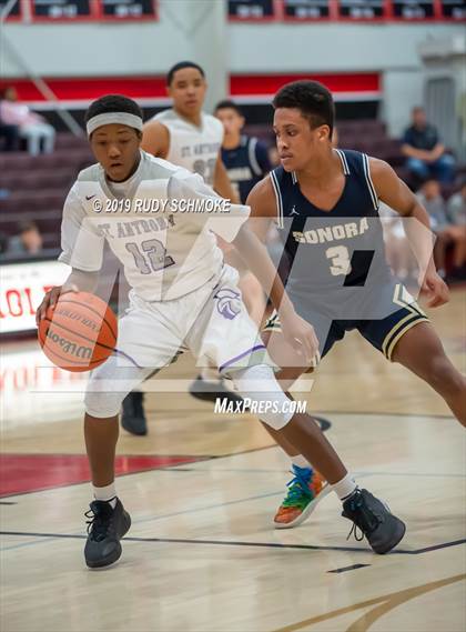 Thumbnail 2 in Sonora vs. St. Anthony (Torrey Pines Holiday Classic) photogallery.