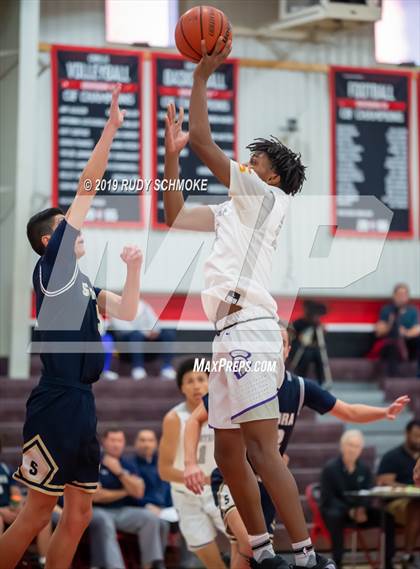 Thumbnail 3 in Sonora vs. St. Anthony (Torrey Pines Holiday Classic) photogallery.