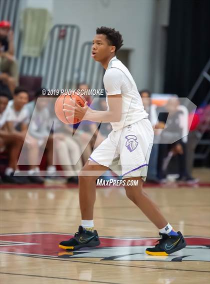 Thumbnail 2 in Sonora vs. St. Anthony (Torrey Pines Holiday Classic) photogallery.