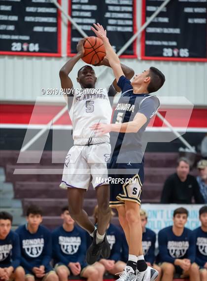 Thumbnail 3 in Sonora vs. St. Anthony (Torrey Pines Holiday Classic) photogallery.