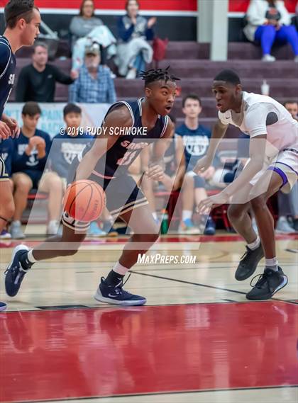Thumbnail 3 in Sonora vs. St. Anthony (Torrey Pines Holiday Classic) photogallery.