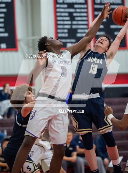 Thumbnail 3 in Sonora vs. St. Anthony (Torrey Pines Holiday Classic) photogallery.
