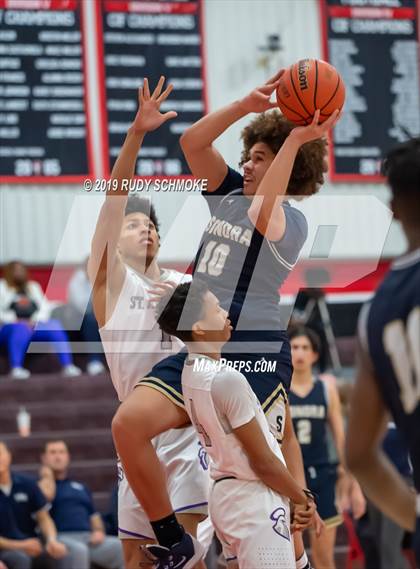 Thumbnail 2 in Sonora vs. St. Anthony (Torrey Pines Holiday Classic) photogallery.