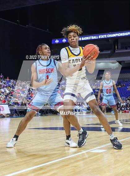 Thumbnail 3 in Hirschi vs. Oak Cliff Faith Family Academy (UIL 4A State Final) photogallery.