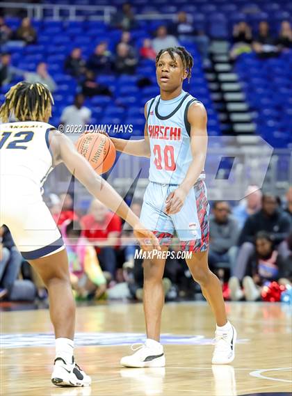 Thumbnail 2 in Hirschi vs. Oak Cliff Faith Family Academy (UIL 4A State Final) photogallery.